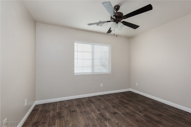 Building Photo - 61 Jasmine Point St