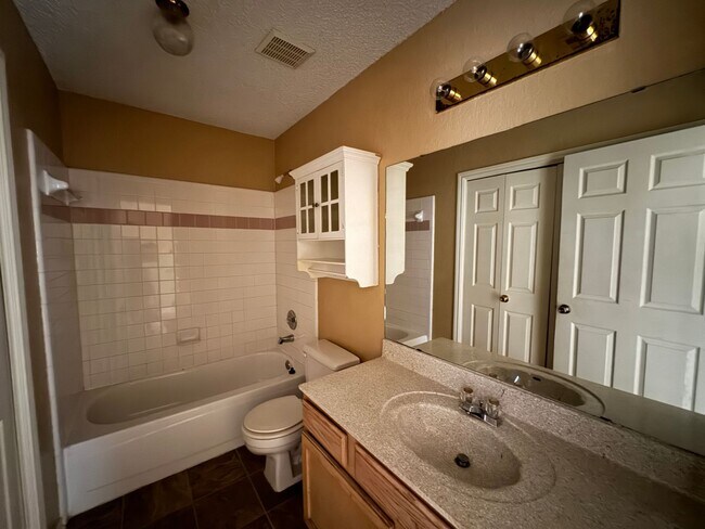 Building Photo - 3501 Rainforest Ln