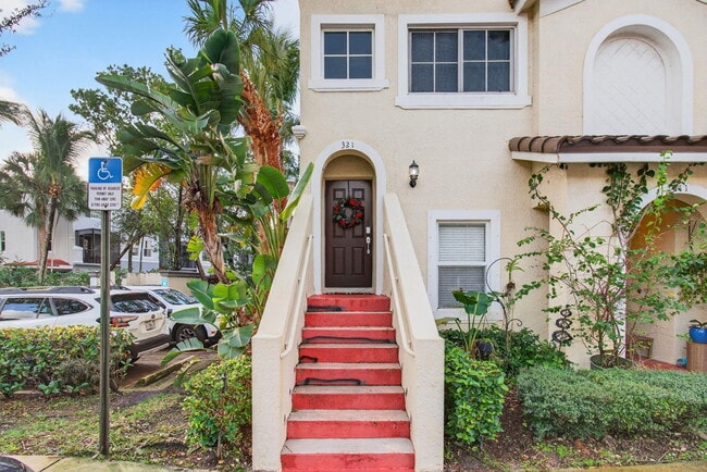 Building Photo - 321 Bayfront Dr