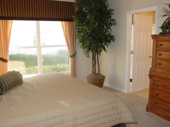 Building Photo - 2512 Egmont Key Way