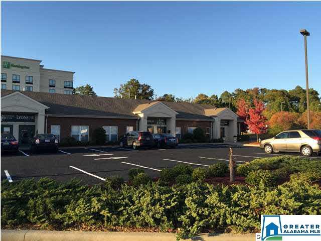 Building Photo - 490 Wildwood Cir N