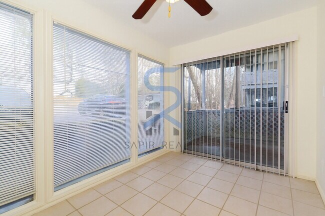 Building Photo - Move in before December 31st and get $100 OFF your rent for the first 3 months — PLUS a $250 Amaz...