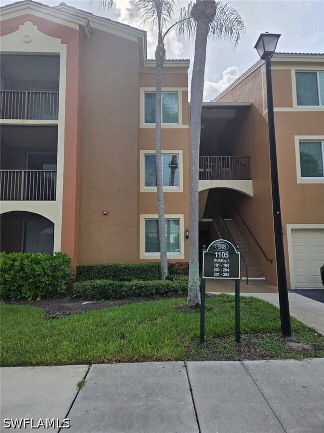Building Photo - 1105 Reserve Ct