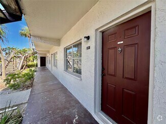 Building Photo - 9221 Tudor Dr
