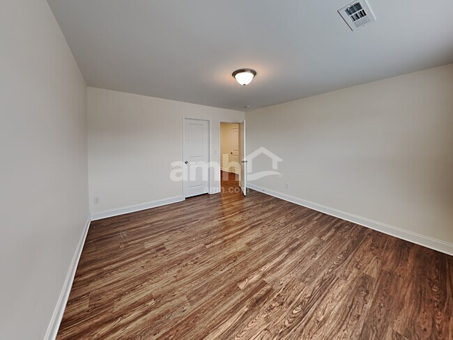 Building Photo - 4841 Chutney Dr