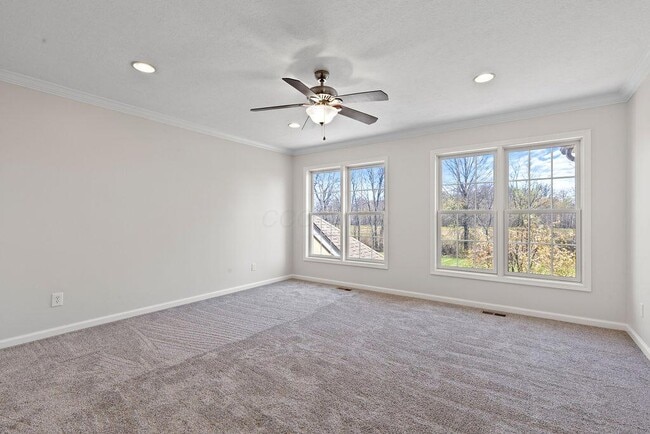Building Photo - 100 Bermuda Dr