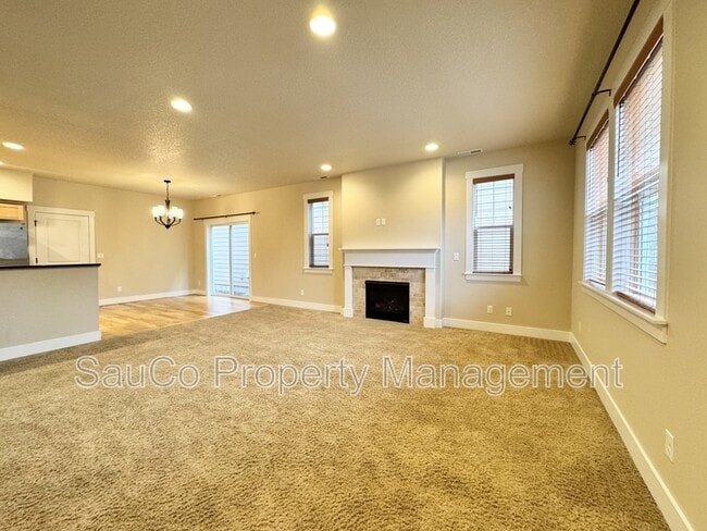 Building Photo - 322 SW Marsuda Terrace