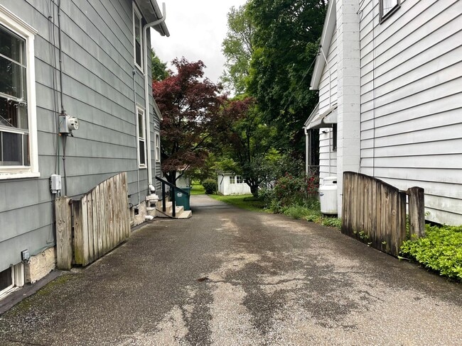 Building Photo - Beautiful 3 Bedroom House in Strasburg
