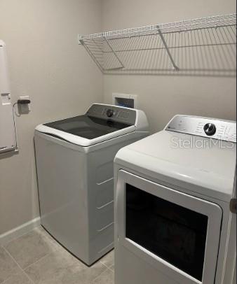 Building Photo - 11931 Thorncrest Dr