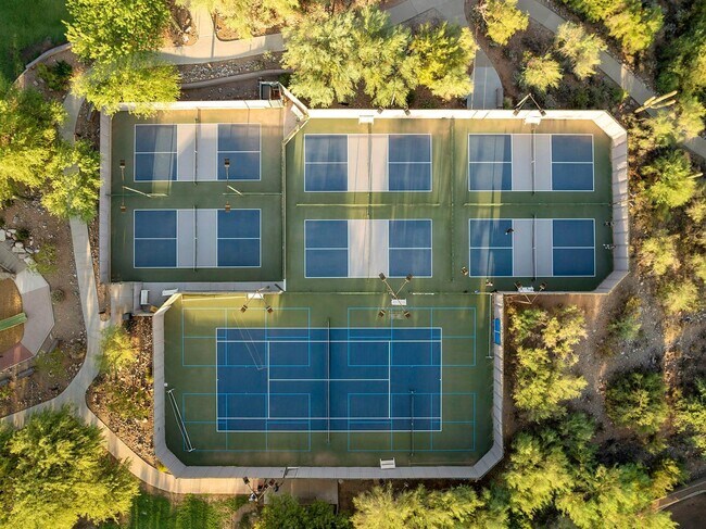 Building Photo - 11489 E Raintree Dr