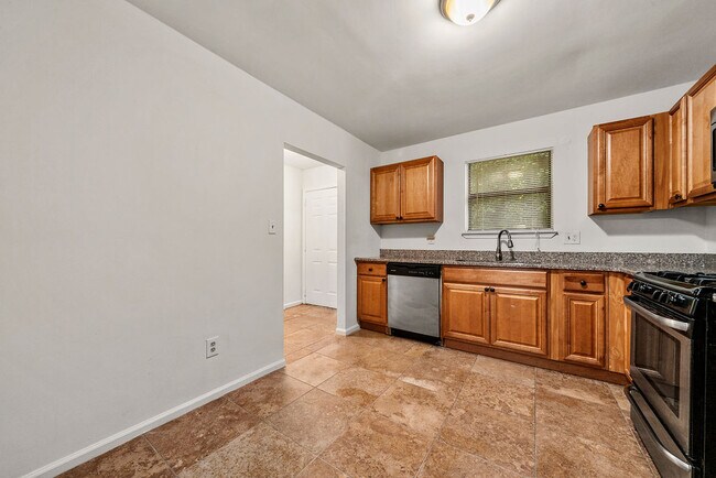 Building Photo - 1353 Overlook Cove SE