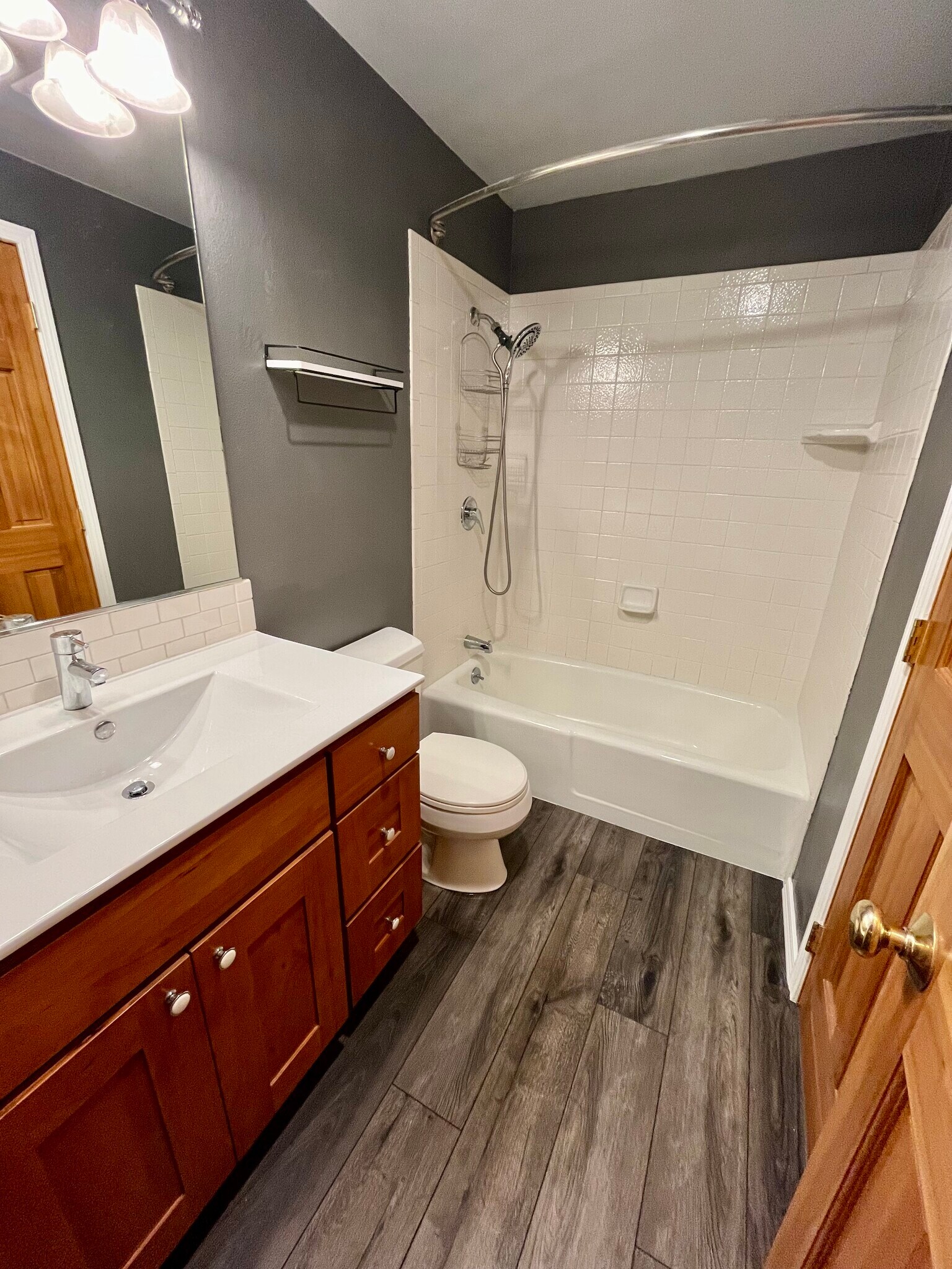 Bathroom - 17108 Northeast 45th Street