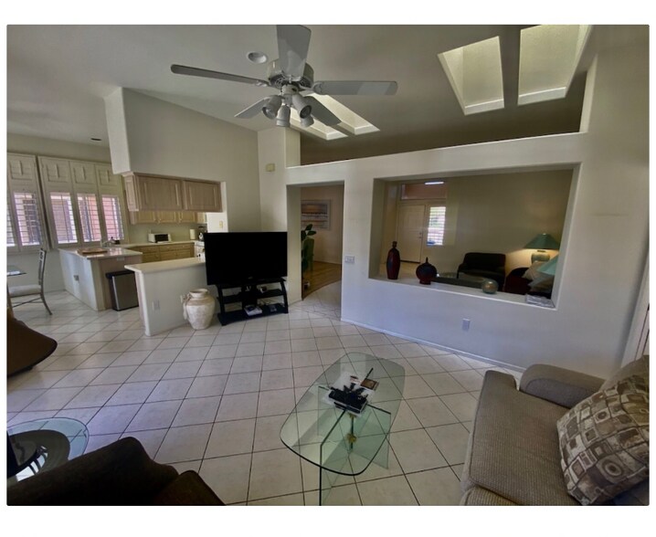 Building Photo - 78369 Yucca Blossom Dr