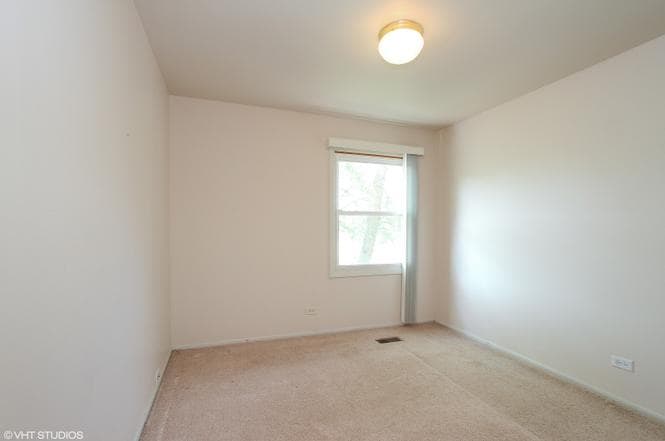 Building Photo - 256 Sunset Ct