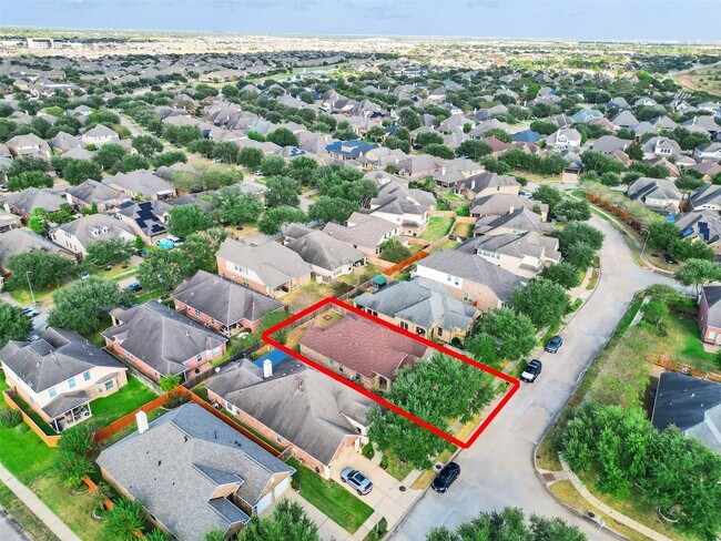 Building Photo - 24514 Bella Florence Dr