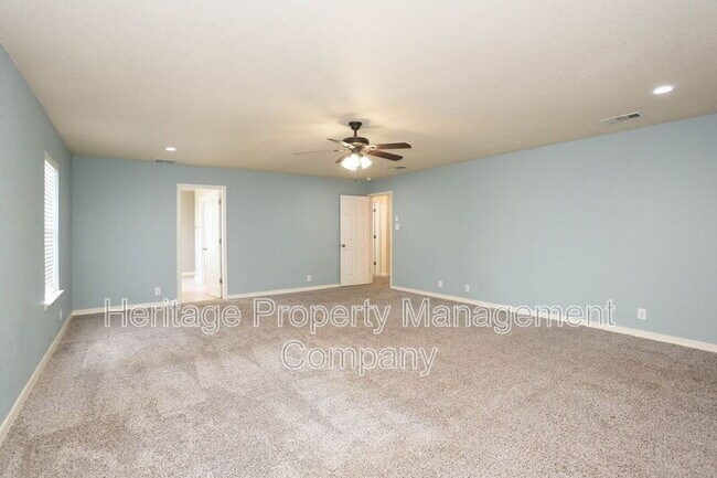 Building Photo - 6819 Liberty Stone