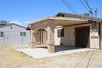 Building Photo - 1309 E Cartier Ave