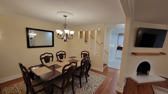 Building Photo - 1301 Santa Ynez Way