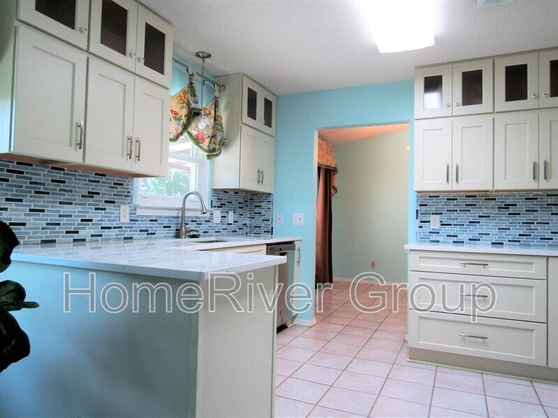 Building Photo - 4737 Kitty Hawk Cir