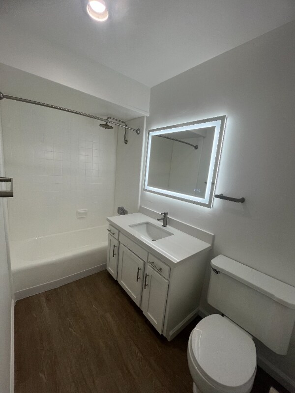 Building Photo - 2721 Drew Ln