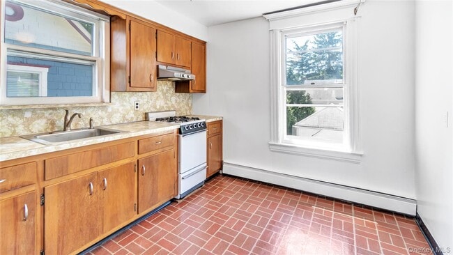 Building Photo - 177 Franklin Ave