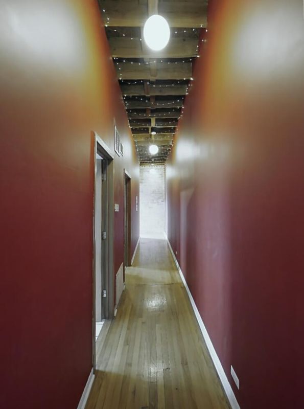 Building Photo - 2849 W Belmont Ave