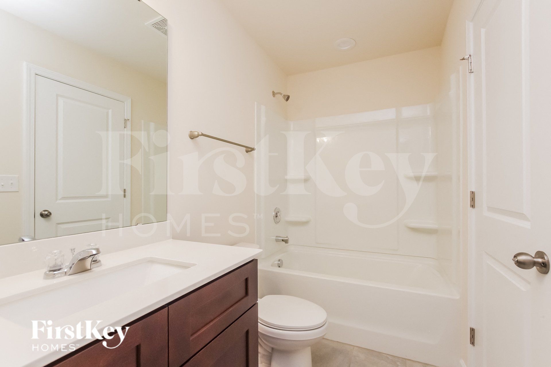 Building Photo - 423 Leland St