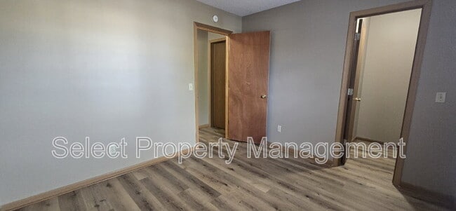 Building Photo - 605 Copperfield Dr