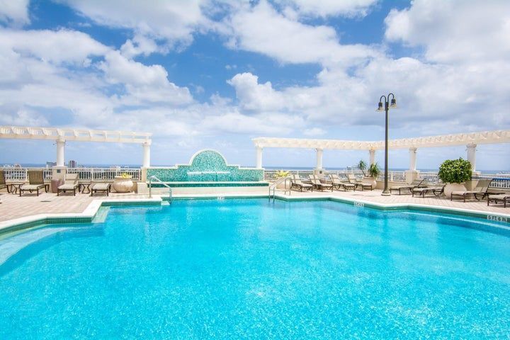 Building Photo - 511 SE 5 Ave