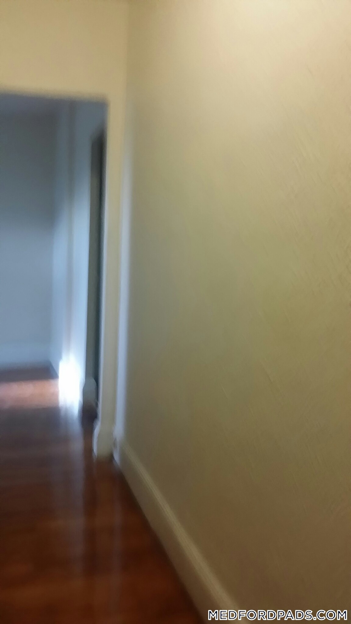 Building Photo - 53 Fellsway W