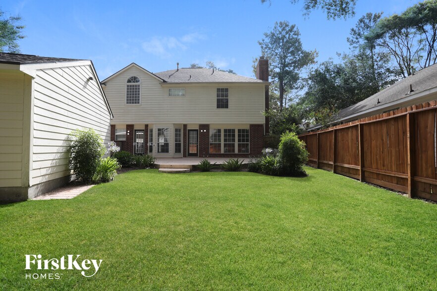 Building Photo - 108 N Rockfern Ct