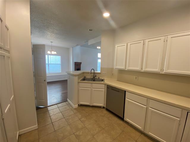 Building Photo - 1409 Post Oak Dr