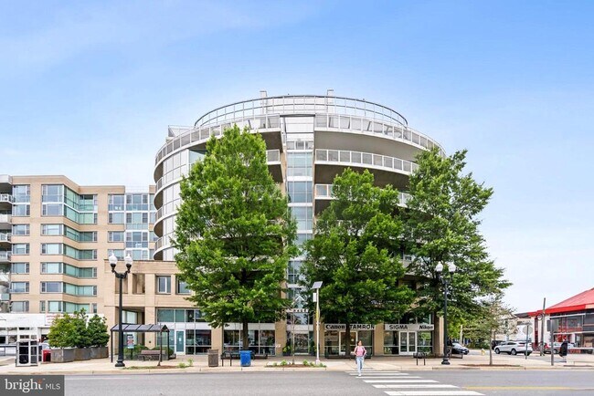 Building Photo - 3409 Wilson Blvd