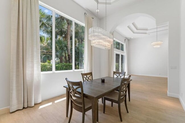 Building Photo - 128 Abondance Dr