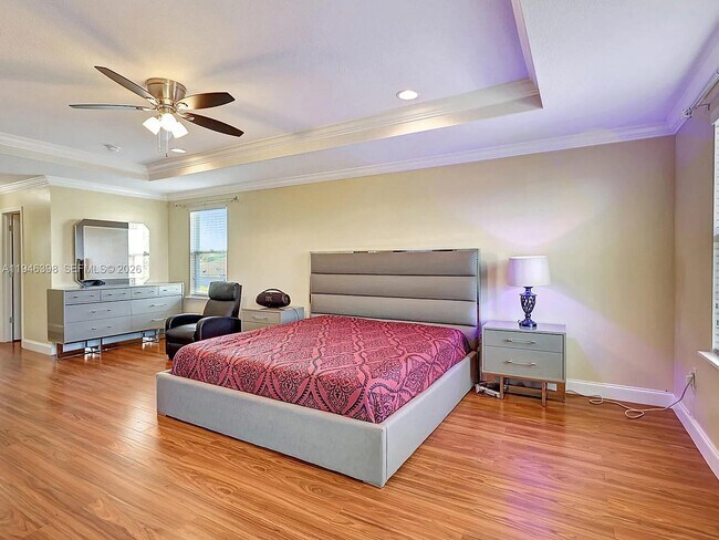 Building Photo - 1018 SW Eckard Ave