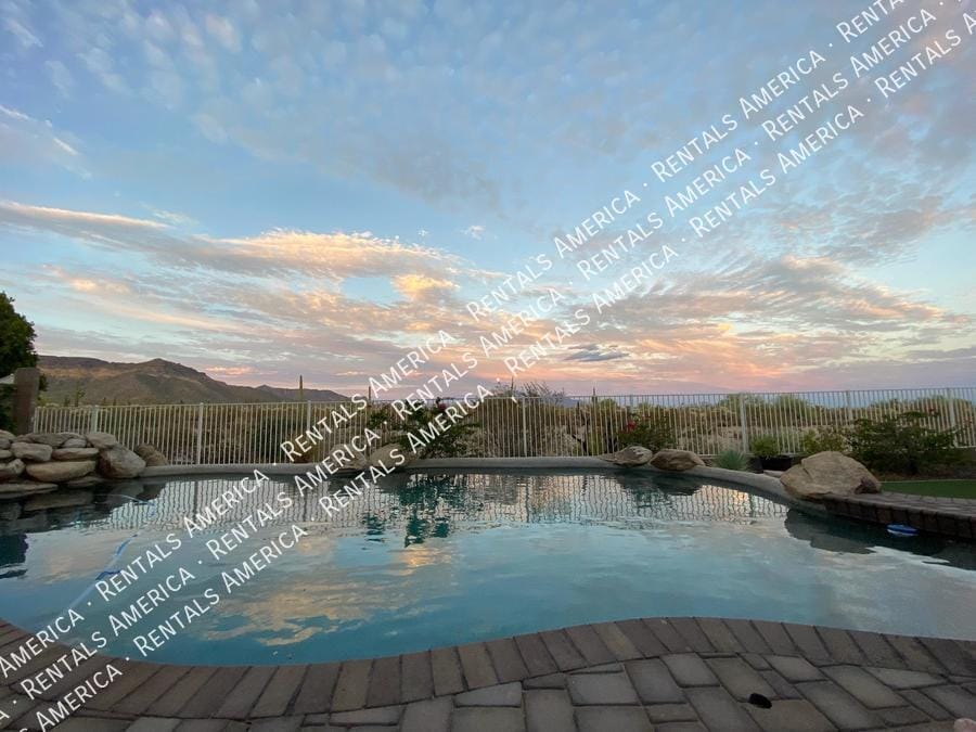 Building Photo - 2355 N Travis Cir