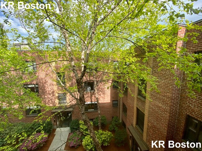 Building Photo - 16 Hurd Rd