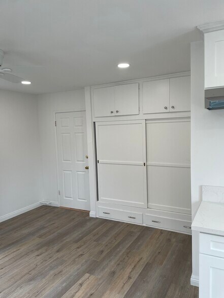Building Photo - 3847 Girard Ave