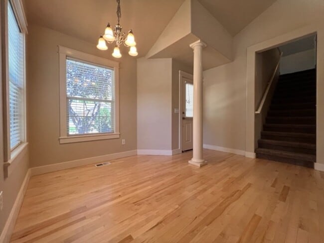 Building Photo - 5774 Parchment~Gorgeous Bristol Heights Home w/ Hardwood & Custom Cabinetry!