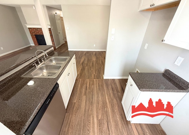 Building Photo - Welcome to 5495 Emerald Hills Dr! HALF OFF FIRST MONTH RENT!