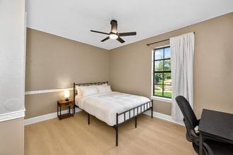 Building Photo - 512 Mason Ave