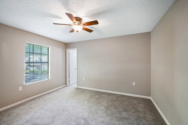 Building Photo - 7811 Falcon Rest Cir