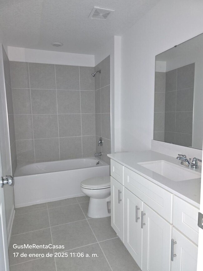 Building Photo - Westview Single Family Home 4 beds 2,5 Baths