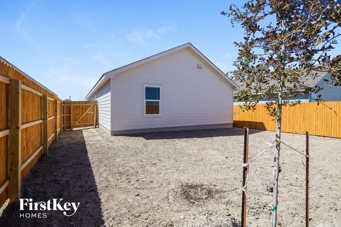 Building Photo - 10719 Prusiner Dr