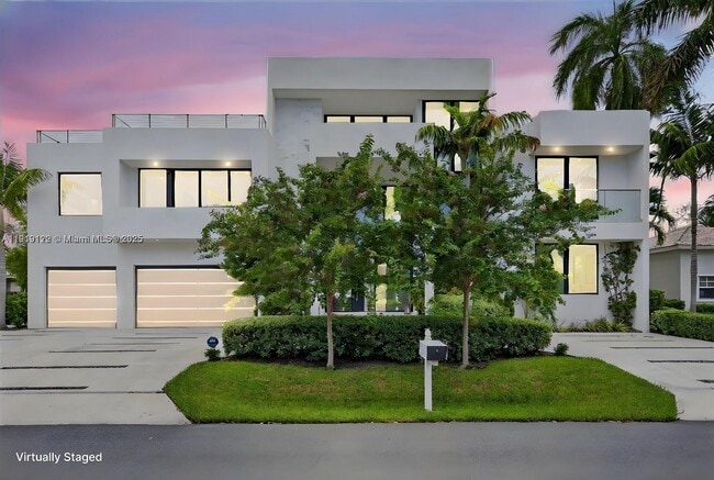 Building Photo - 401 Lido Dr