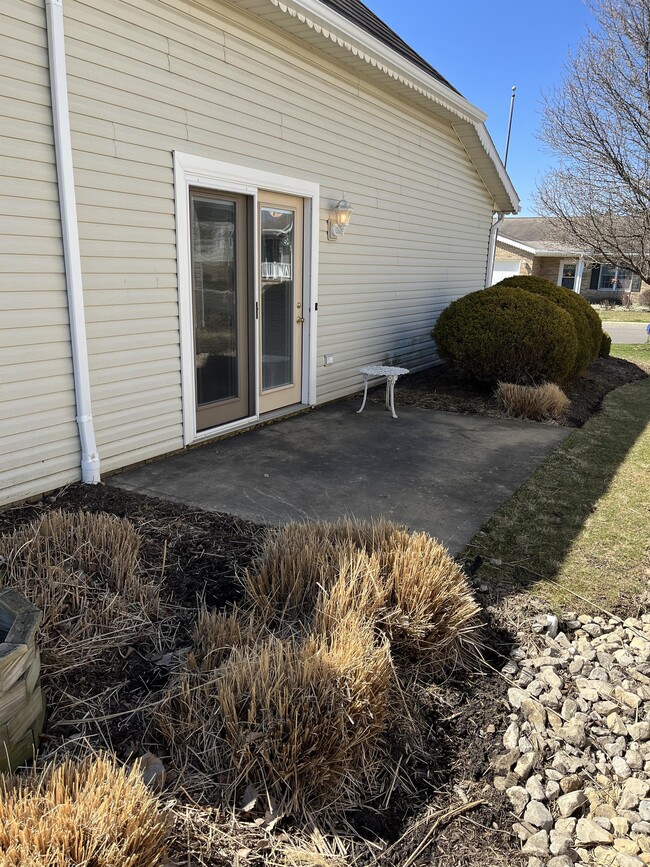 Building Photo - 969 B McDonald Dr