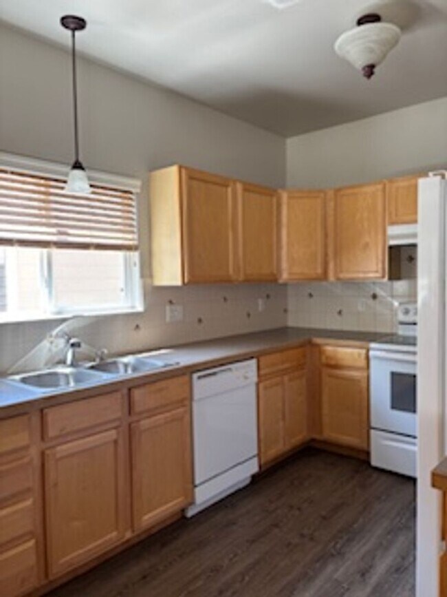 Building Photo - Premium Fort Collins Living with Space to Grow |4-Bedroom Home