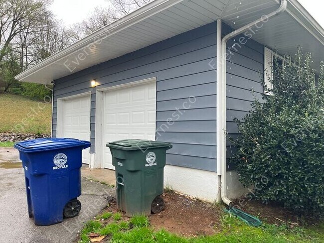 Building Photo - 4306 Righton Ln