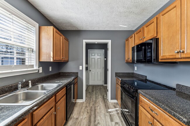 Building Photo - Upperglade Ct