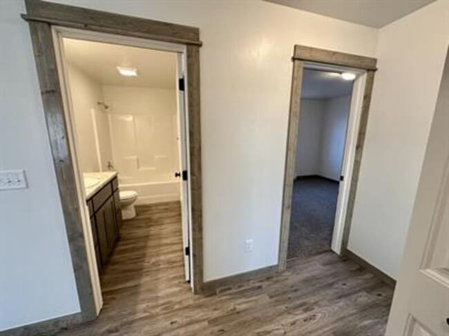 Building Photo - 59 Dunbar Ave